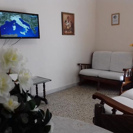 Ferienwohnung Casa Luigi Sergio - Affitto Breve Santo Stefano di Camastra Exterior foto