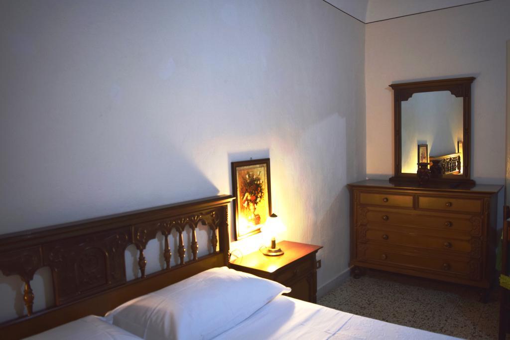 Ferienwohnung Casa Luigi Sergio - Affitto Breve Santo Stefano di Camastra Zimmer foto